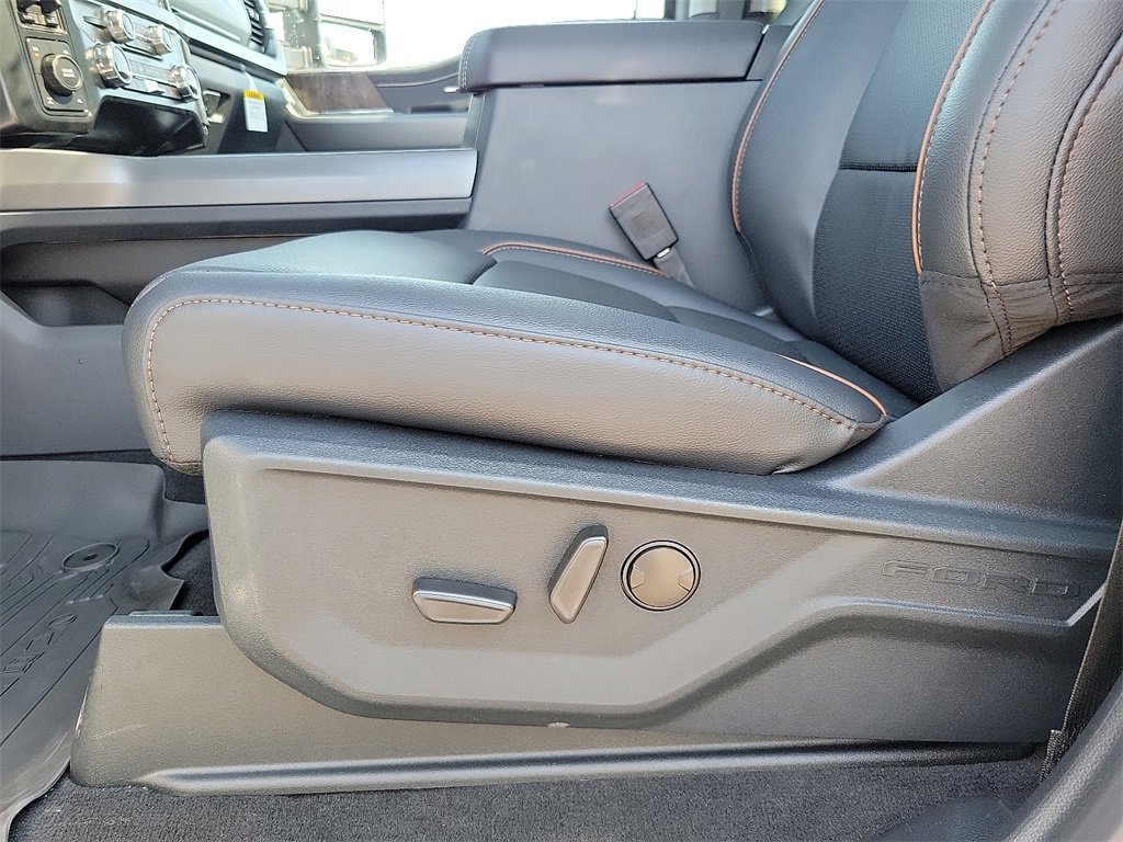 New 2026 Ford F250 Lariat image 12