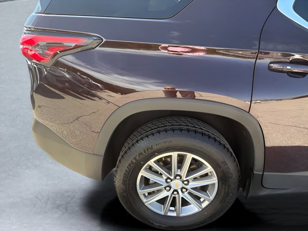 Used 2023 Chevrolet Traverse LT FWD image 30