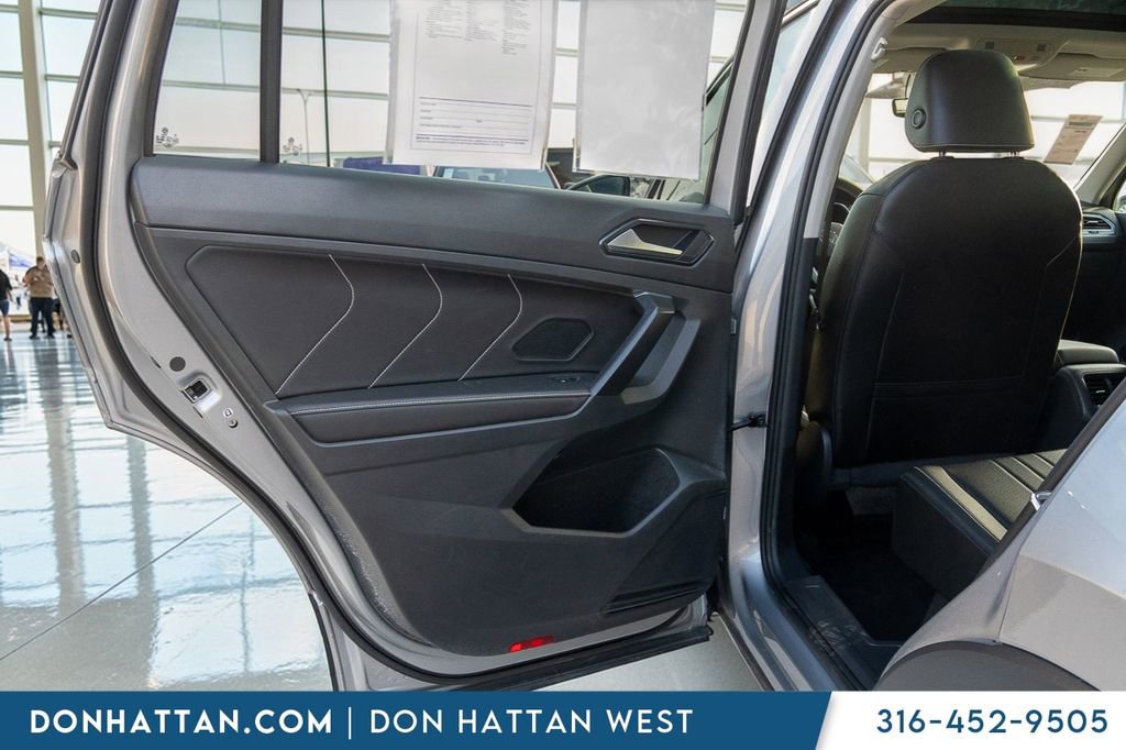 Used 2023 Volkswagen Tiguan SE FWD image 20