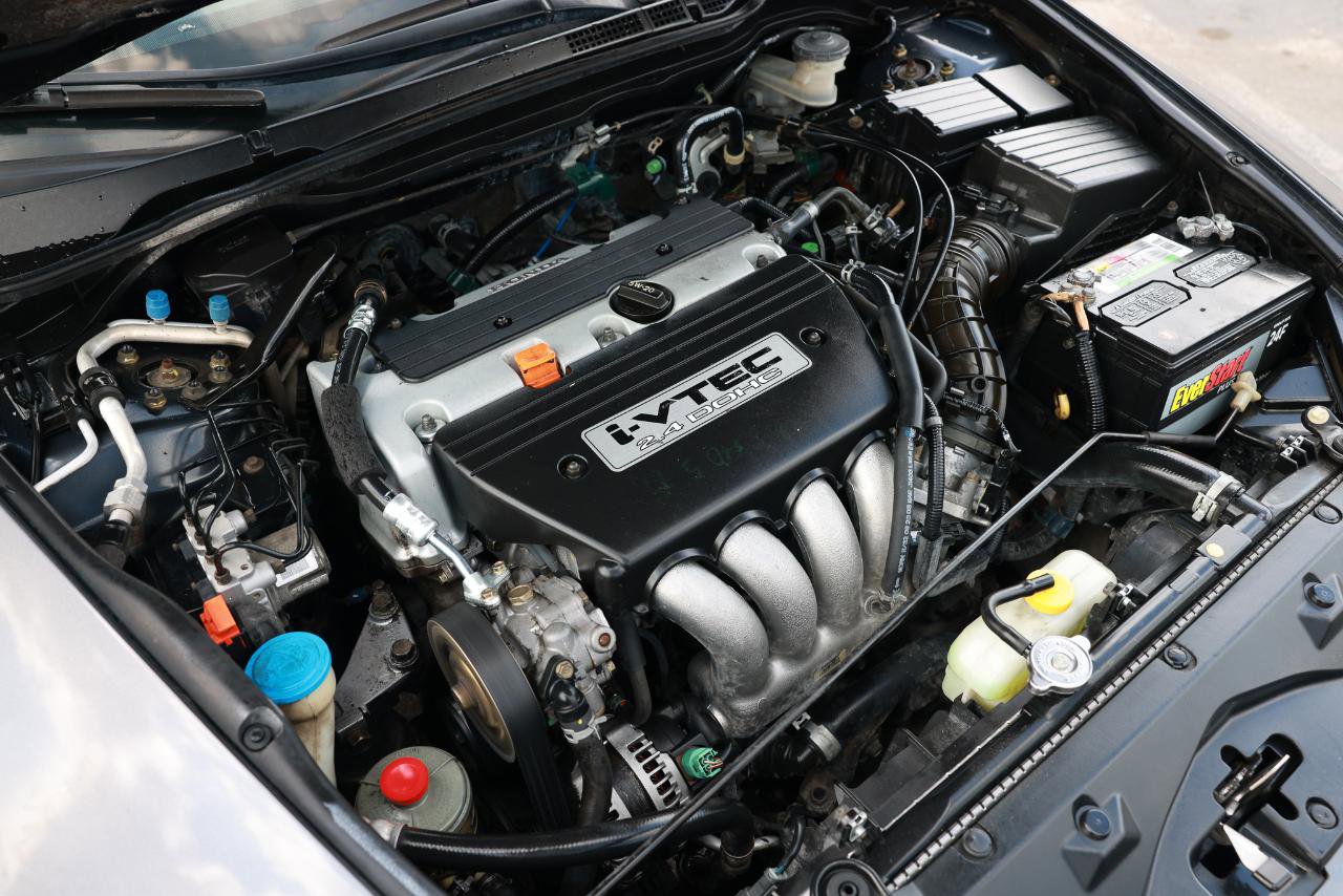 Used 2004 Honda Accord LX image 40