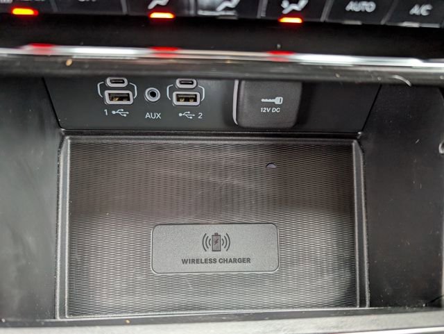 Used 2023 Jeep Grand Cherokee Altitude image 5