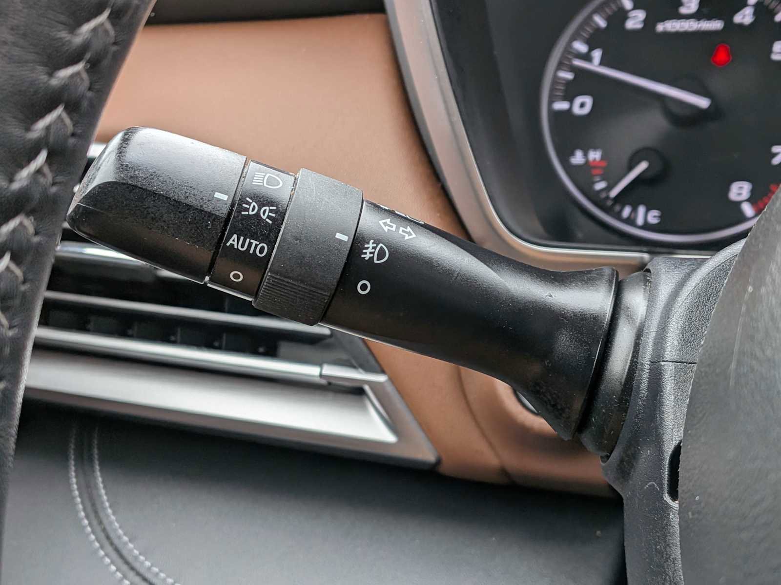 Used 2021 Subaru Outback Touring XT image 27