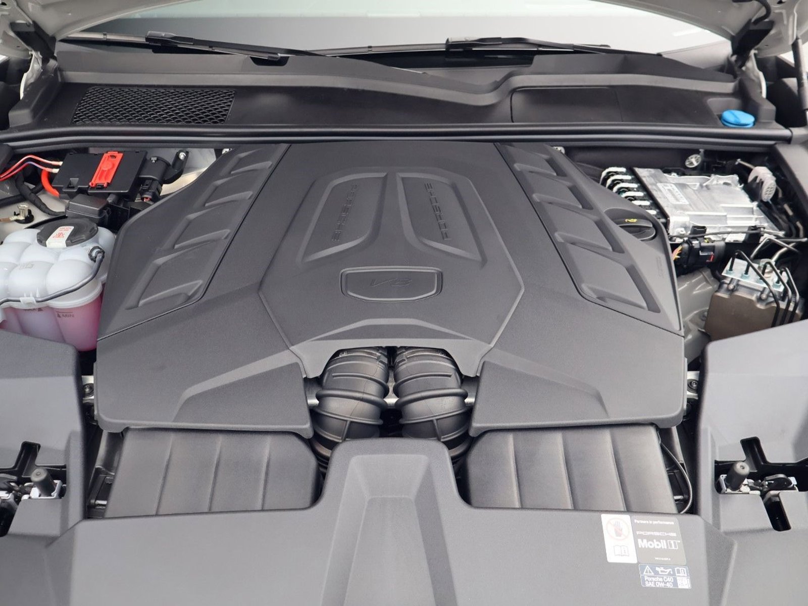 New 2026 Porsche Cayenne S AWD/4WD image 26