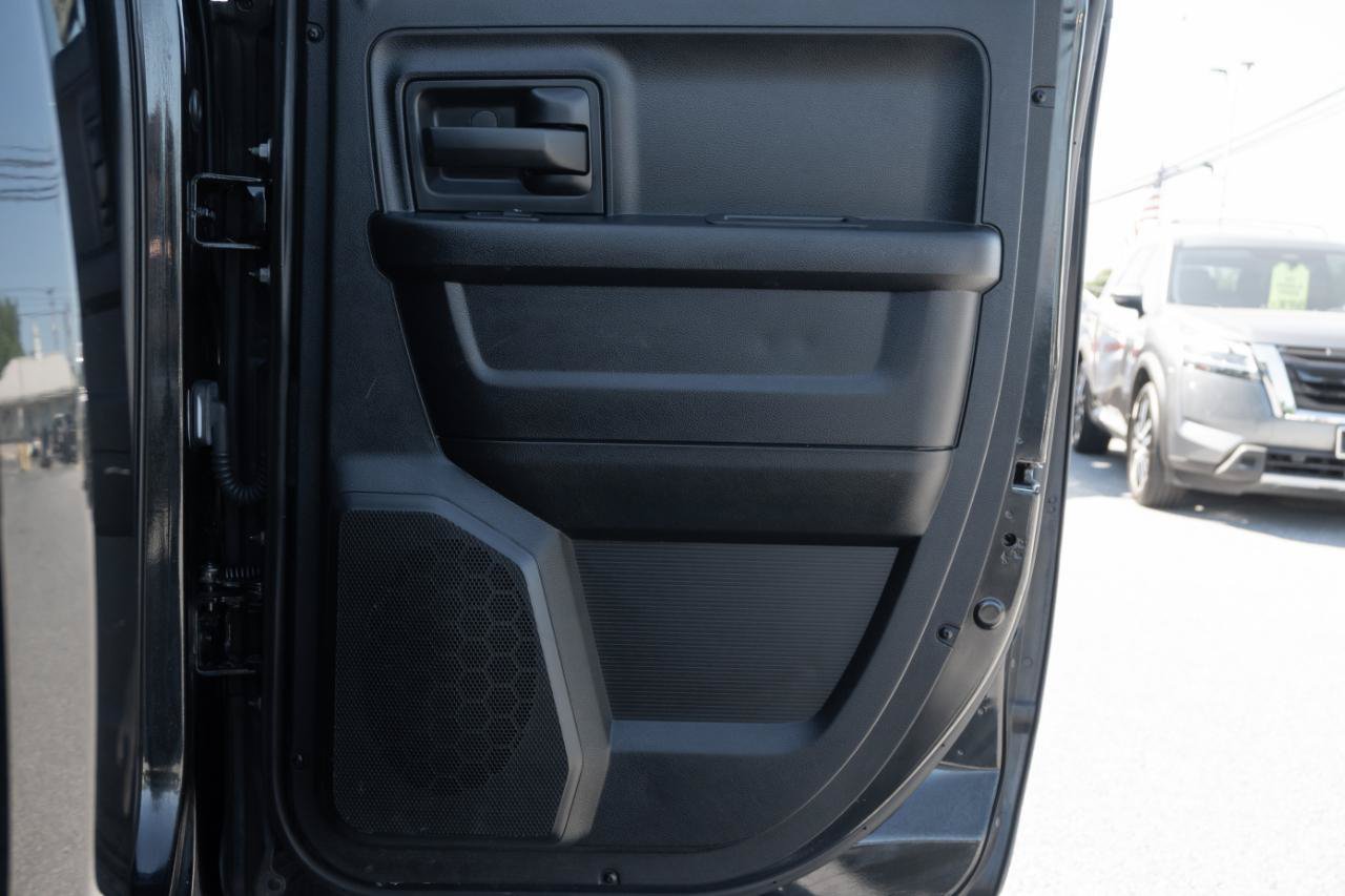 Used 2017 RAM 1500 Express AWD/4WD image 25