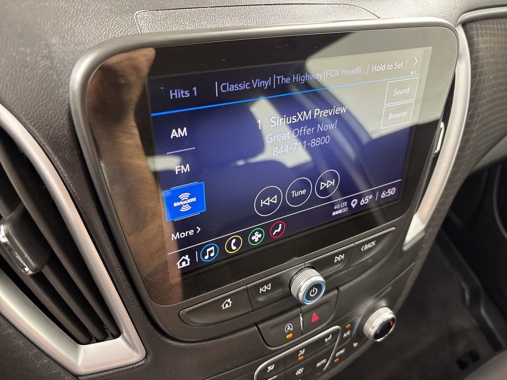 Used 2023 Chevrolet Malibu LT FWD image 33
