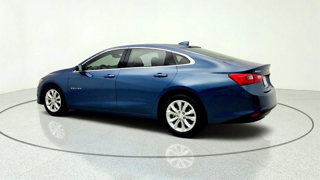 Used 2024 Chevrolet Malibu LT FWD image 7