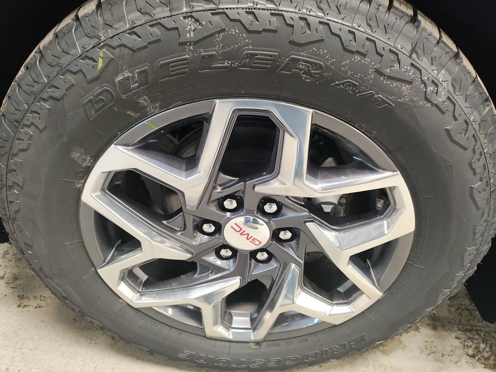 New 2026 GMC Sierra 1500 SLT w/ SLT Premium Plus Package image 17