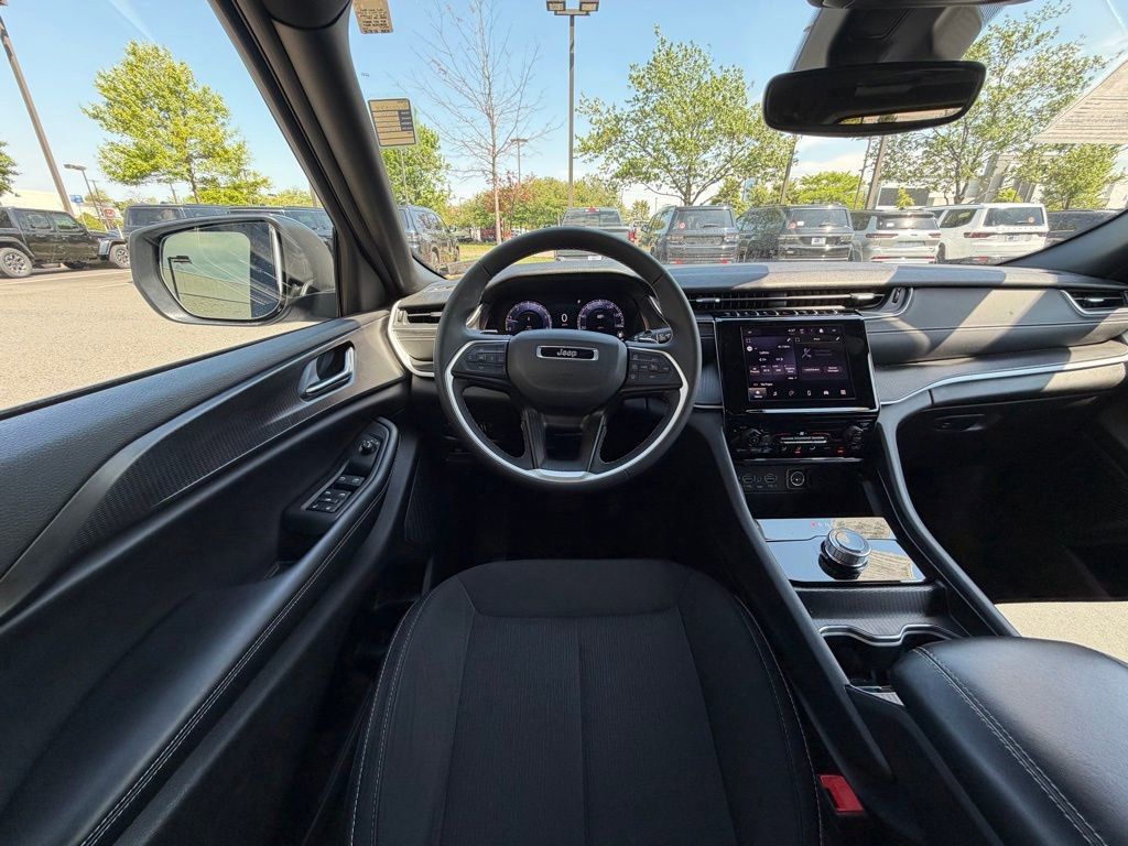 Certified 2024 Jeep Grand Cherokee Laredo w/ MOPAR Finishing Package RWD image 19