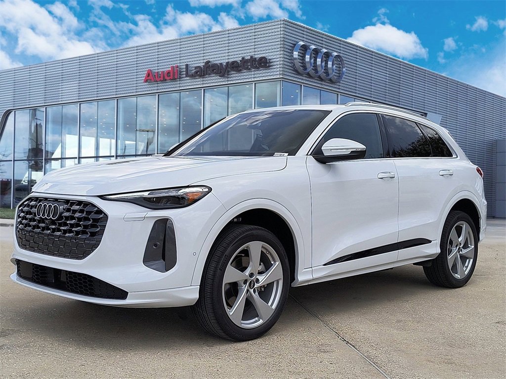 New 2025 Audi Q5 Premium Plus