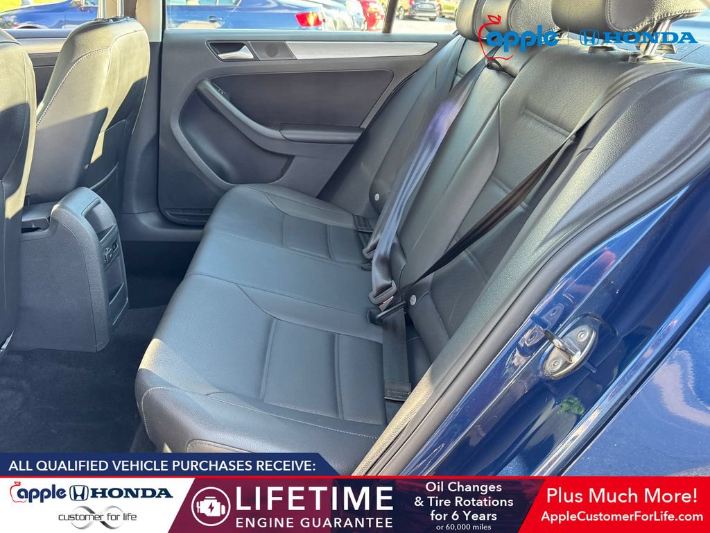 Used 2013 Volkswagen Jetta TDI FWD image 18