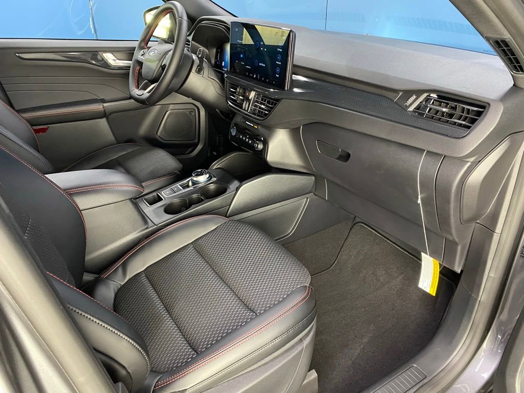Used 2024 Ford Escape ST-Line w/ Tech Pack #1 image 47