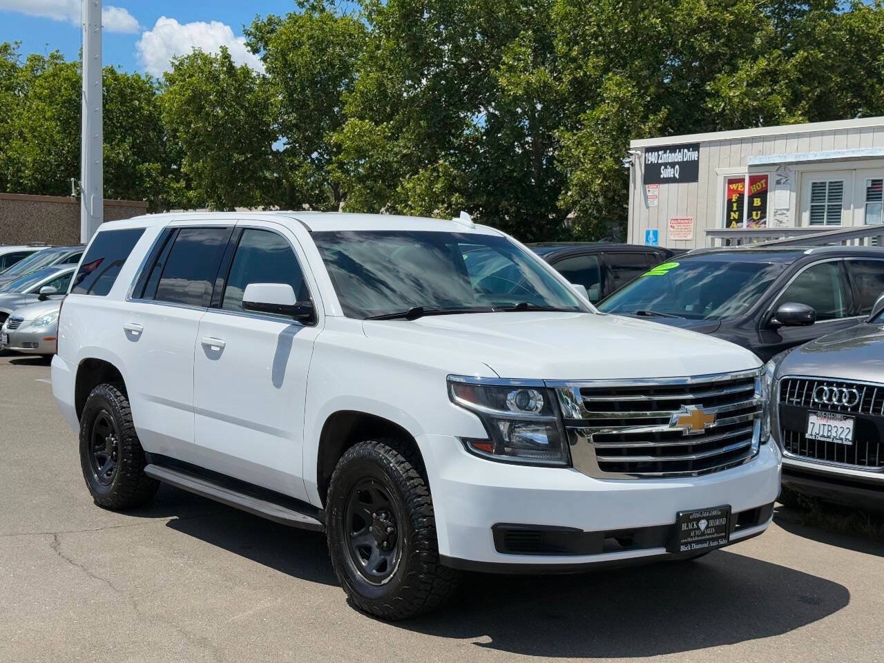 Used 2020 Chevrolet Tahoe 2WD image 1