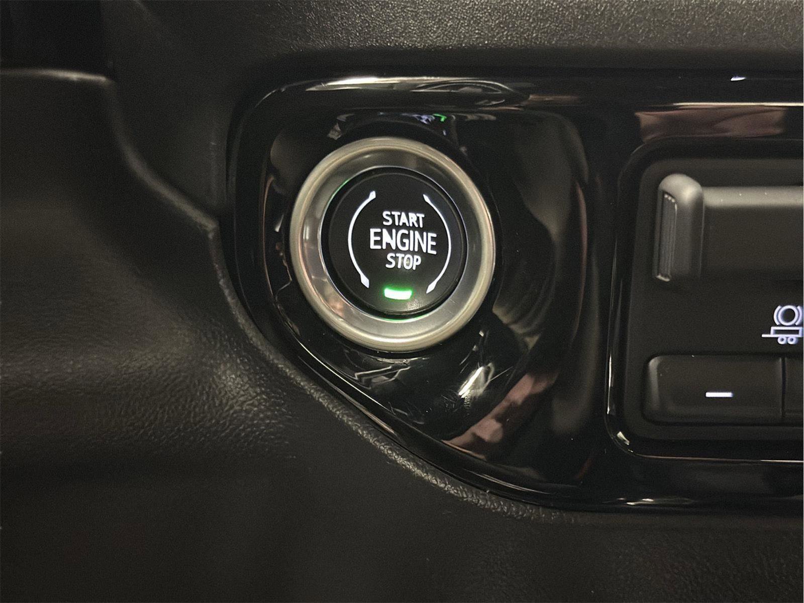 Certified 2022 Chevrolet Silverado 1500 LT Trail Boss image 38