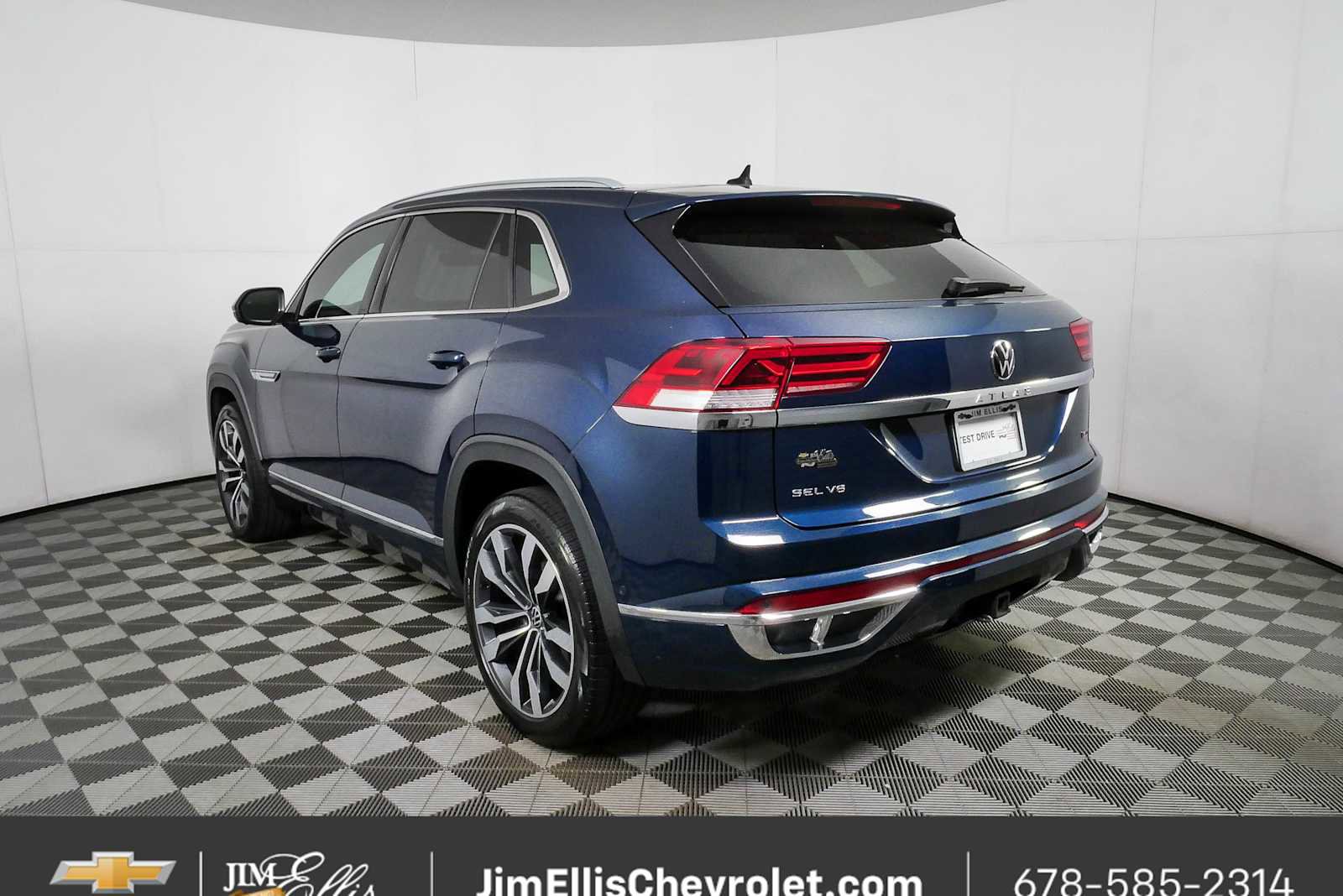 Used 2022 Volkswagen Atlas Cross Sport SEL Premium R-Line AWD/4WD image 28