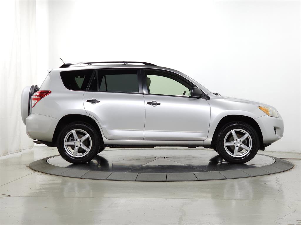 Used 2012 Toyota RAV4 4WD image 9
