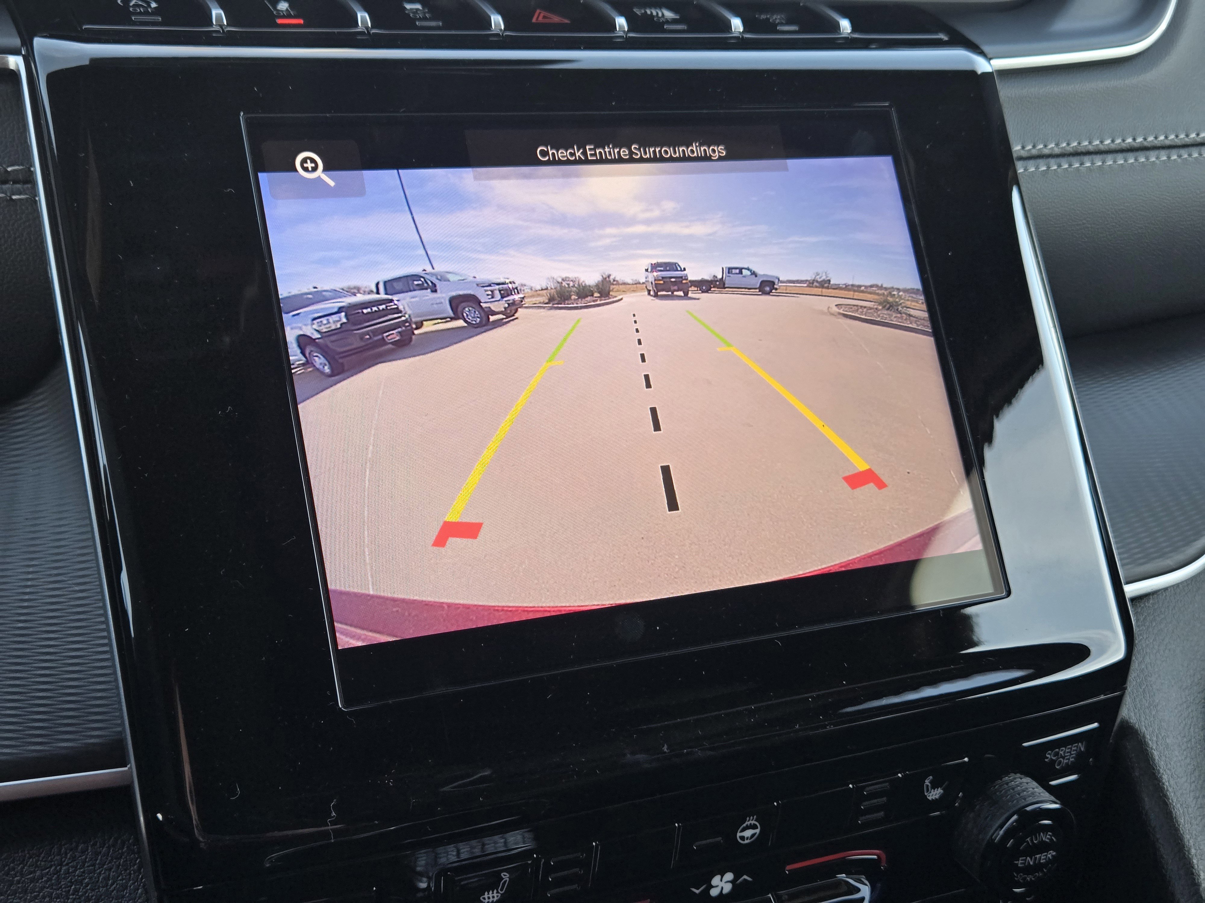 New 2025 Jeep Grand Cherokee Laredo w/ Luxury Tech Group I RWD image 10