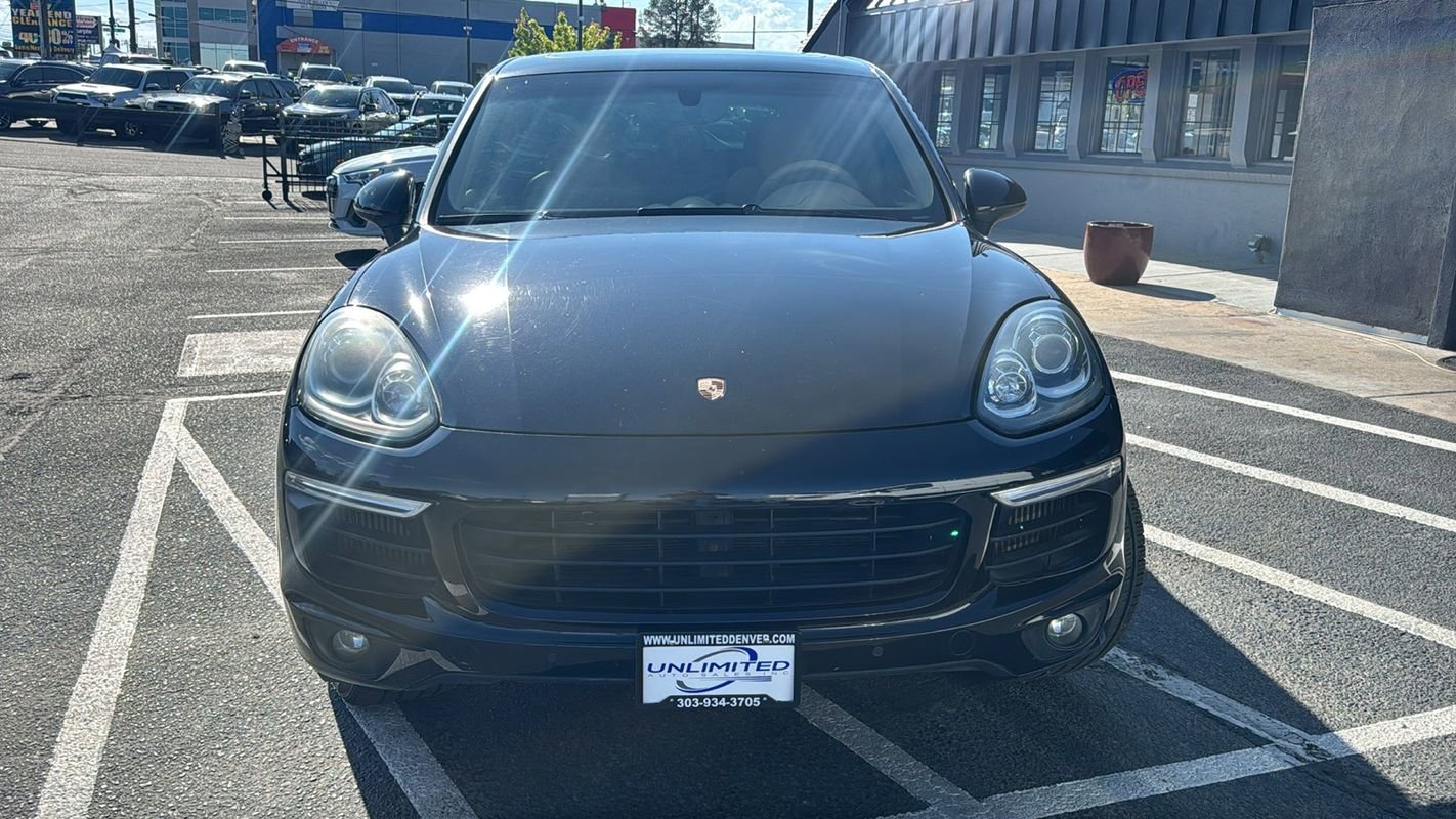 Used 2015 Porsche Cayenne S AWD/4WD image 8