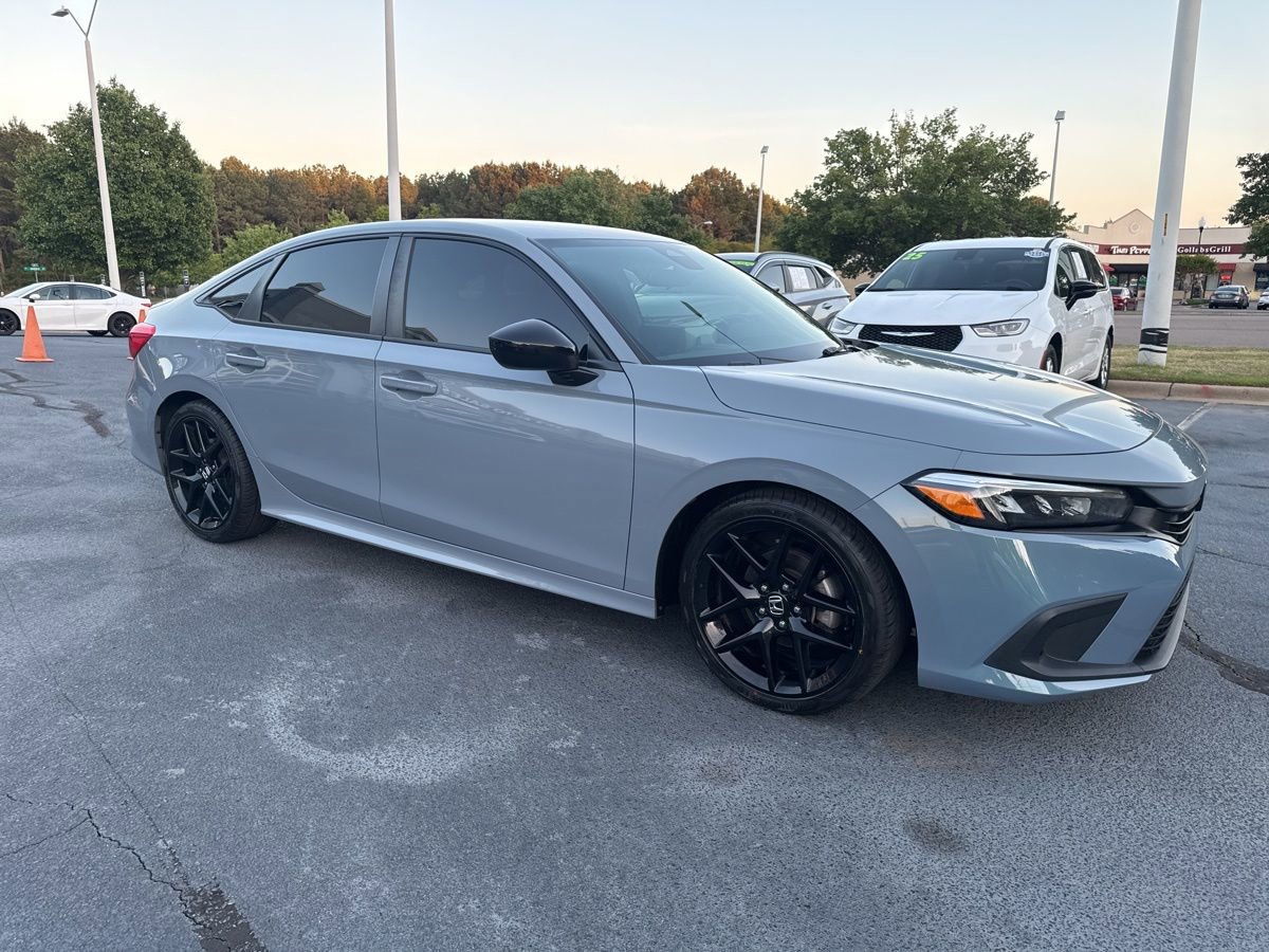 Used 2022 Honda Civic Sport image 9