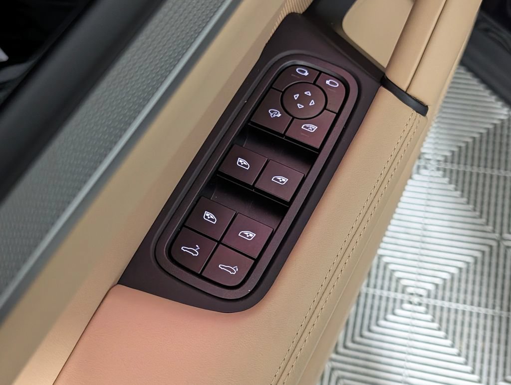 New 2026 Porsche Cayenne S AWD/4WD image 26