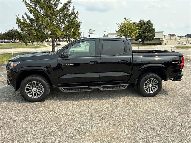 Certified 2024 Chevrolet Colorado LT w/ LT Convenience Package AWD/4WD image 52