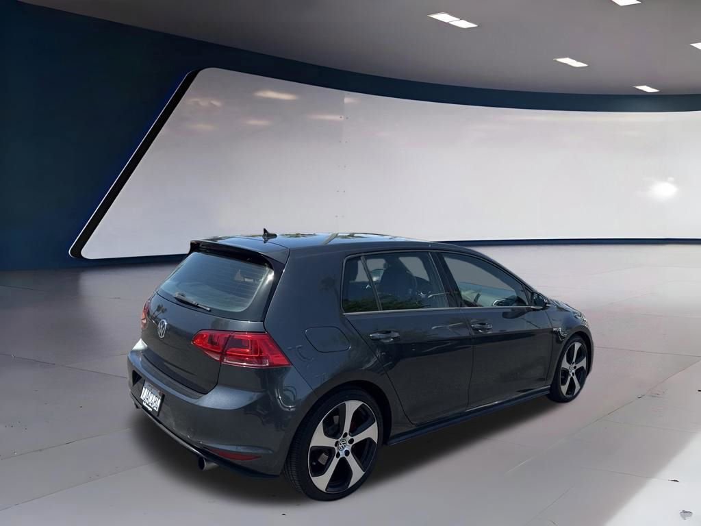 Used 2015 Volkswagen Golf 4-Door FWD image 2