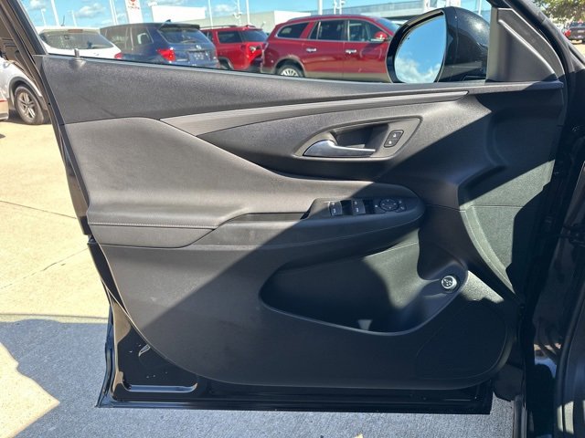 Used 2025 Buick Envista Avenir image 8