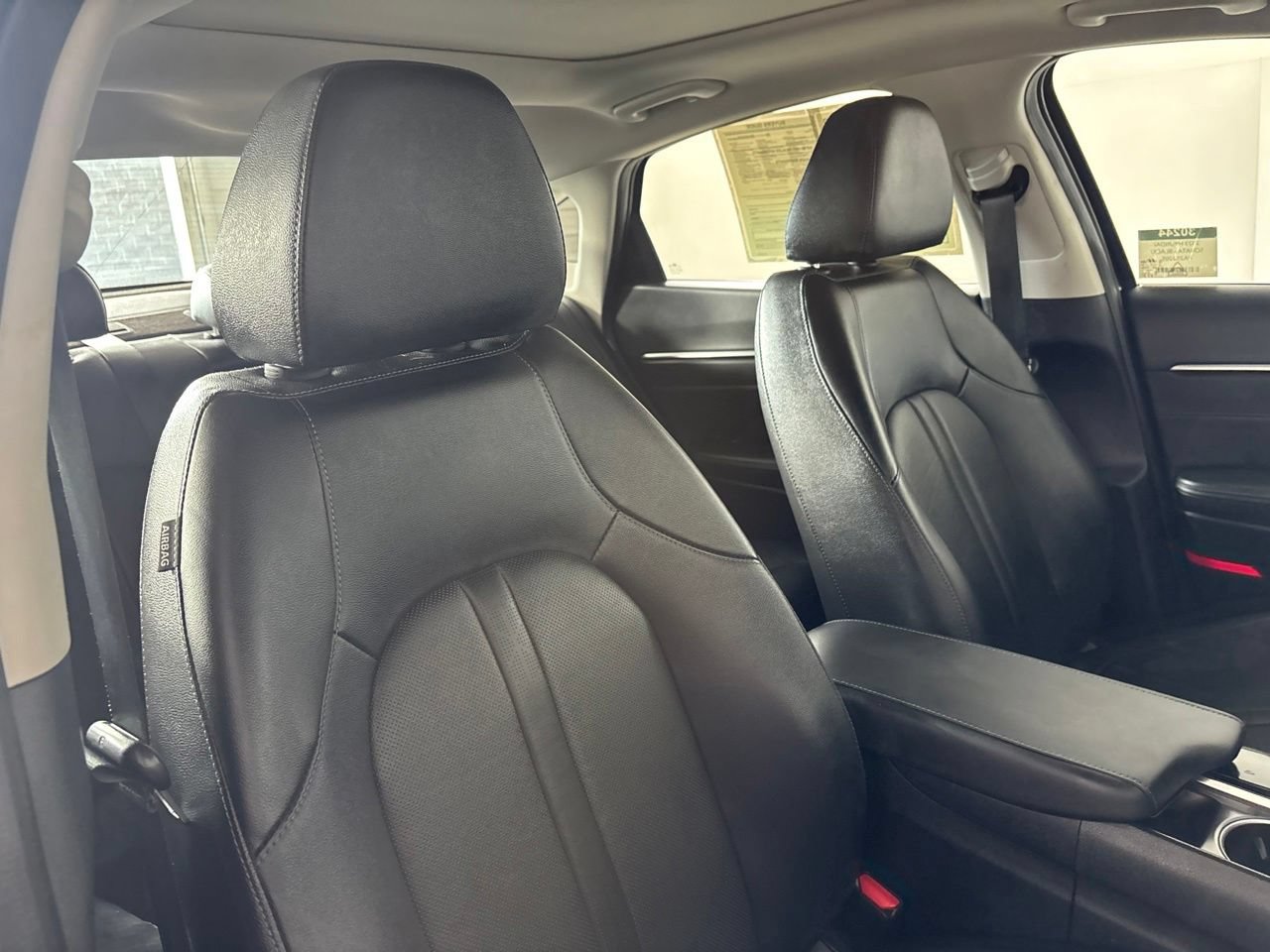 Used 2023 Hyundai Sonata Limited FWD image 32