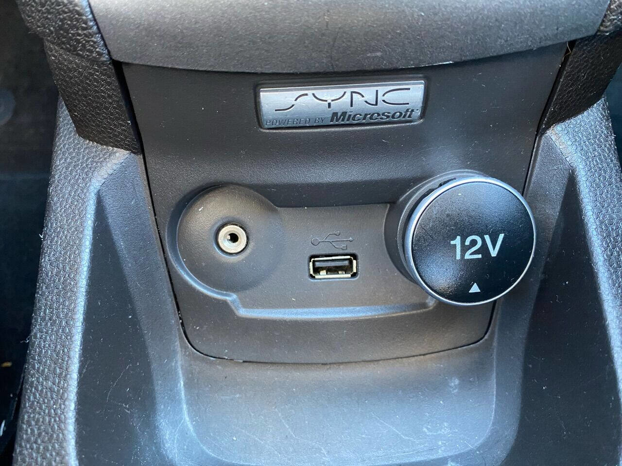 Used 2015 Ford Fiesta S image 17