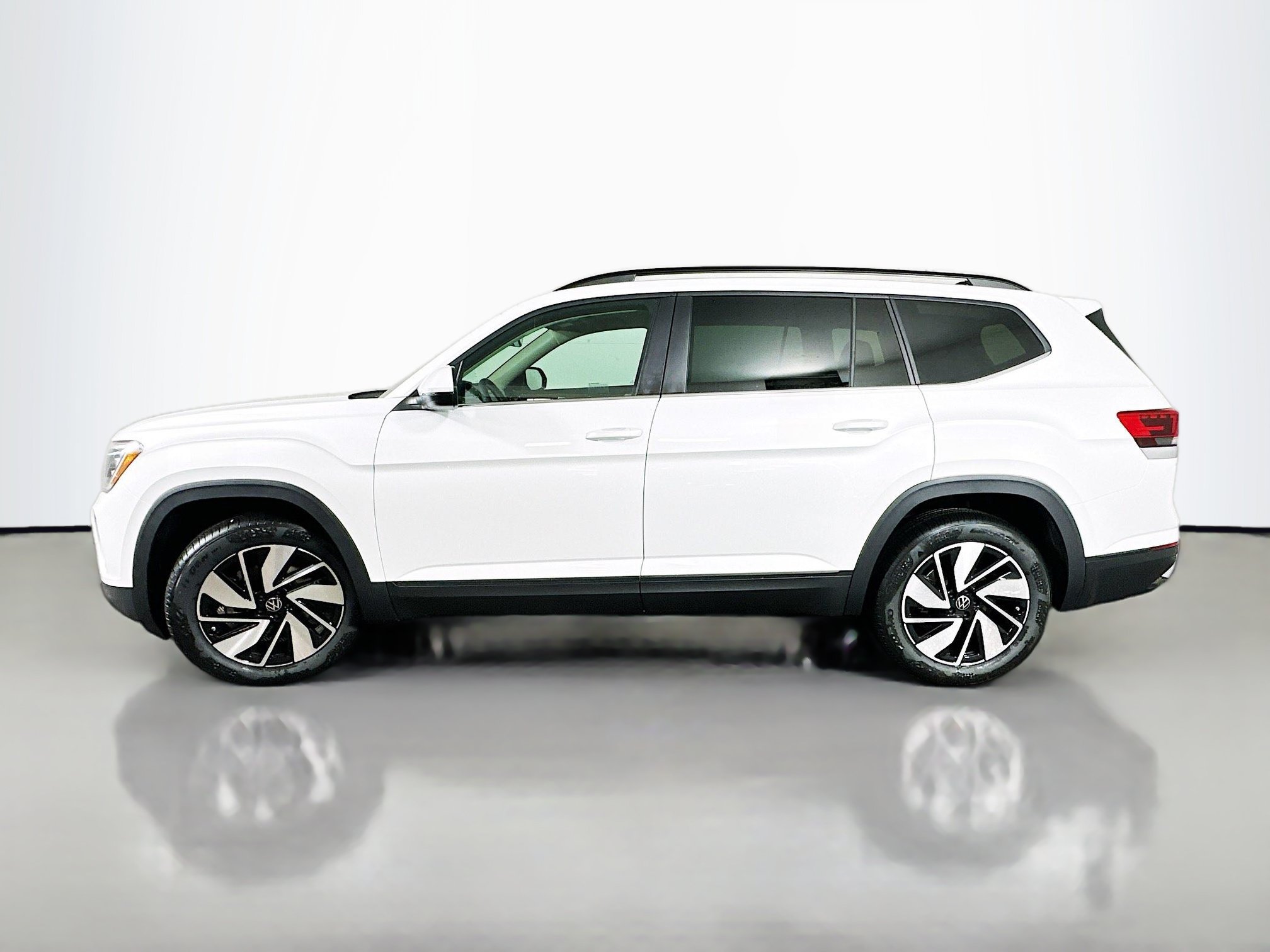 New 2026 Volkswagen Atlas SE AWD/4WD image 4