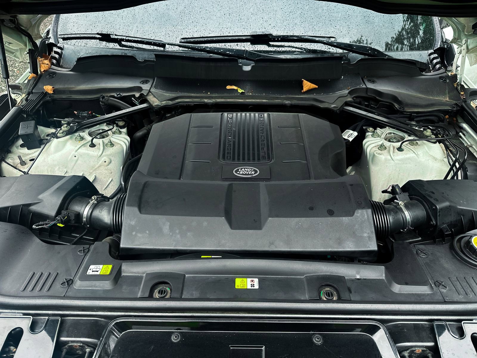 Used 2019 Land Rover Range Rover Sport HSE image 16