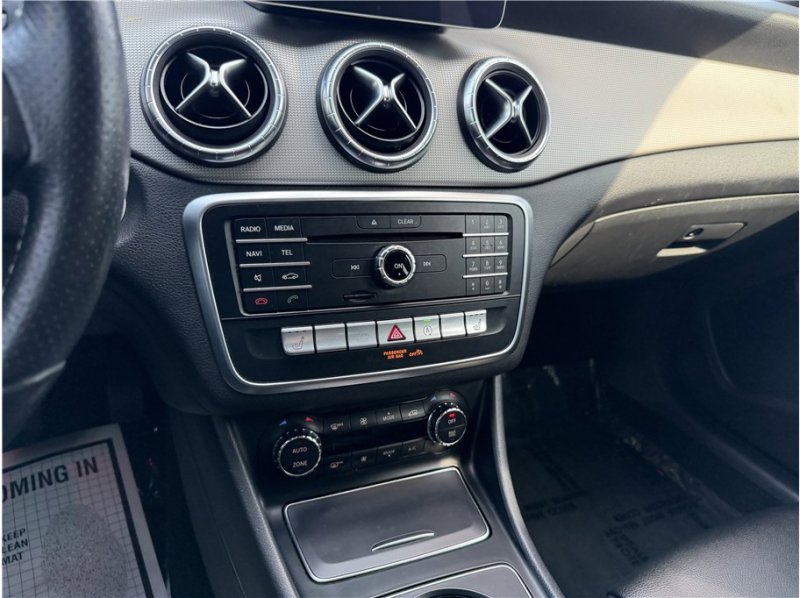 Used 2018 Mercedes-Benz CLA 250 image 42