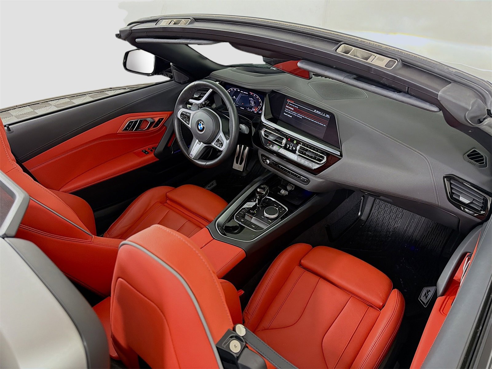 Used 2025 BMW Z4 M40i w/ Premium Package image 15