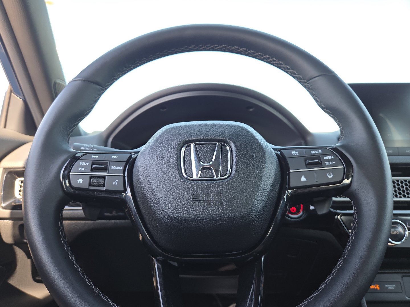 Used 2025 Honda Civic Sport image 26