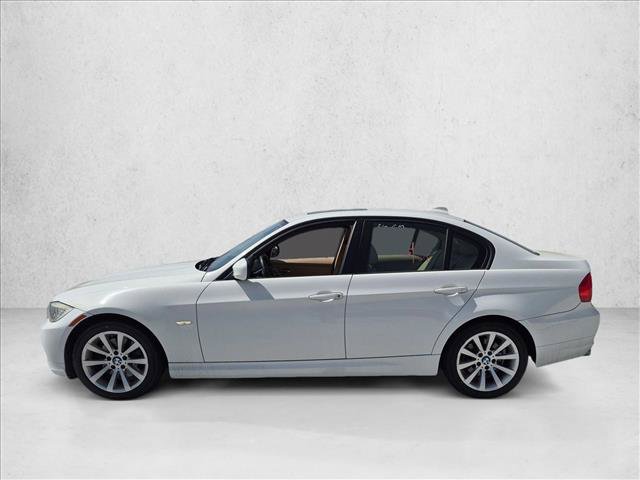 Used 2011 BMW 328i Sedan RWD image 9