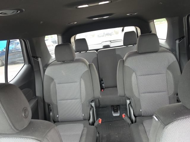 Used 2023 Chevrolet Traverse LT FWD image 12