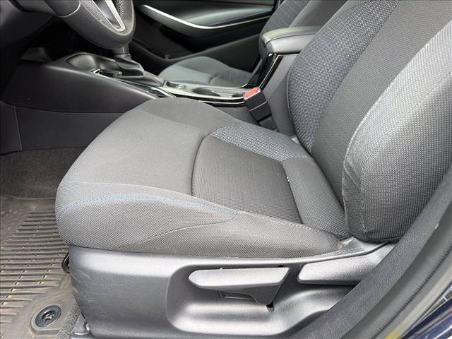 Used 2022 Toyota Corolla SE w/ SE Premium Package FWD image 12