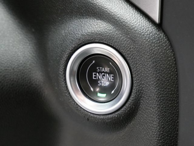 Used 2021 Chevrolet Silverado 1500 LT AWD/4WD image 20