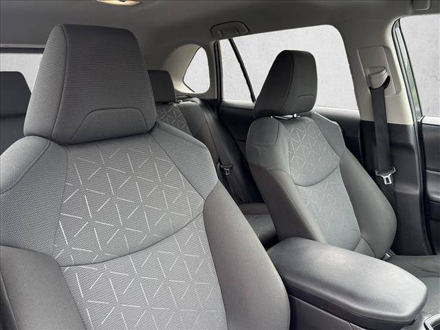 Certified 2025 Toyota RAV4 XLE AWD/4WD image 28