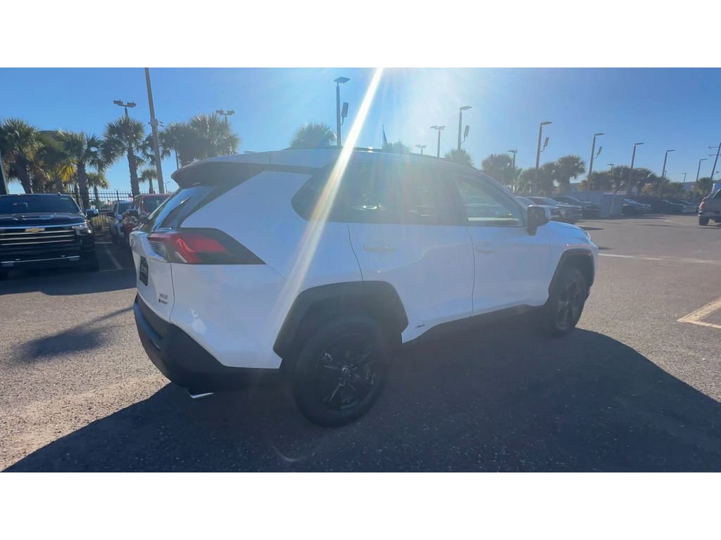 Used 2025 Toyota RAV4 XLE image 2