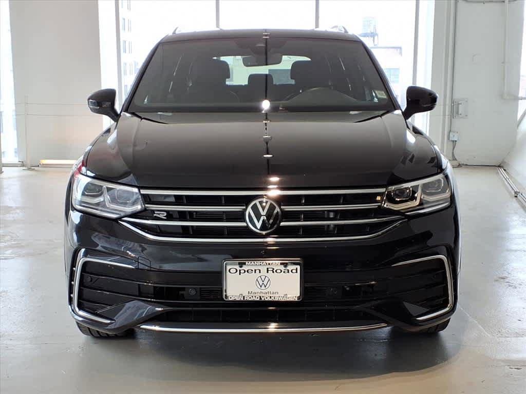 Used 2022 Volkswagen Tiguan SEL R-Line AWD/4WD image 2