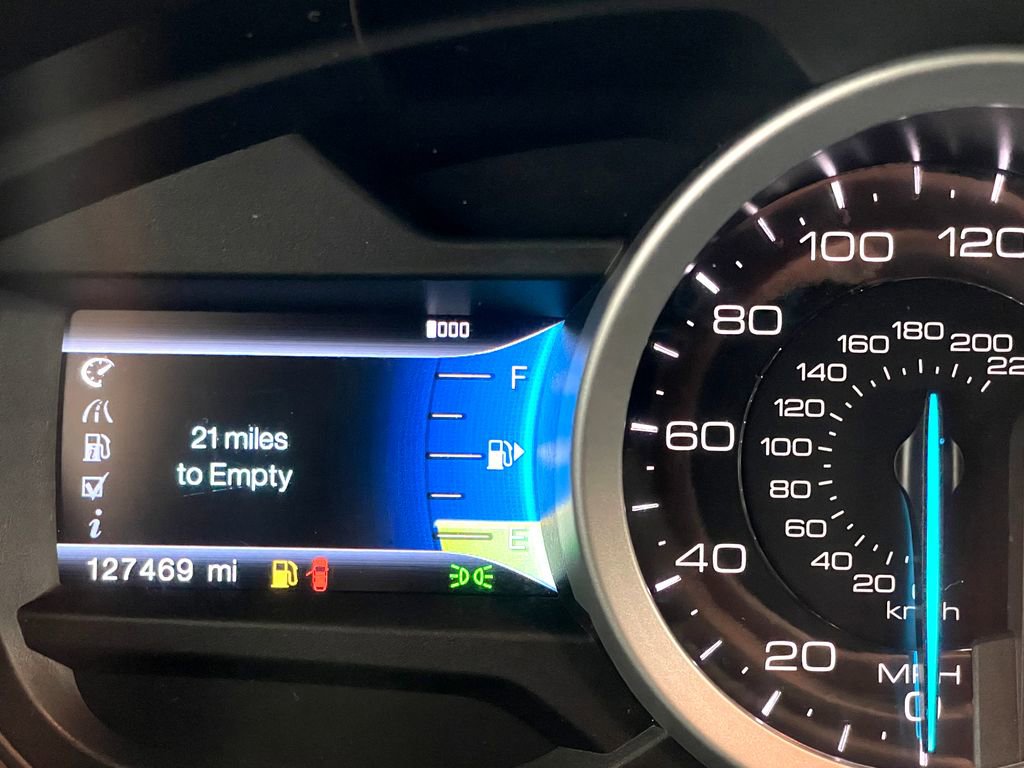 Used 2013 Ford Explorer Limited image 29