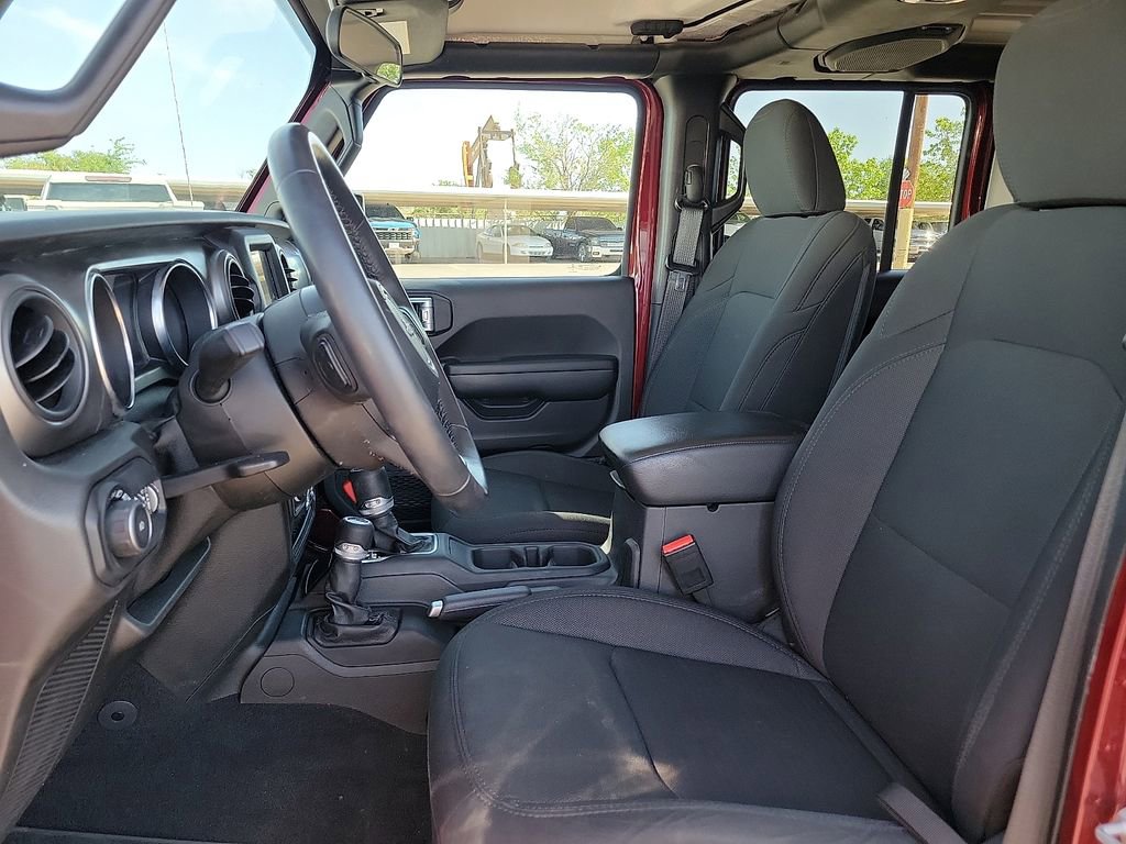 Used 2021 Jeep Wrangler Unlimited Sport AWD/4WD image 12