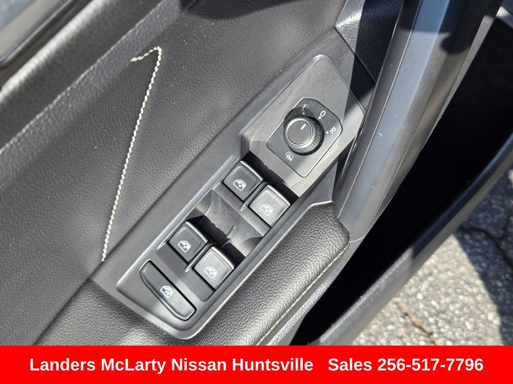 Used 2022 Volkswagen Tiguan SE R-Line FWD image 24
