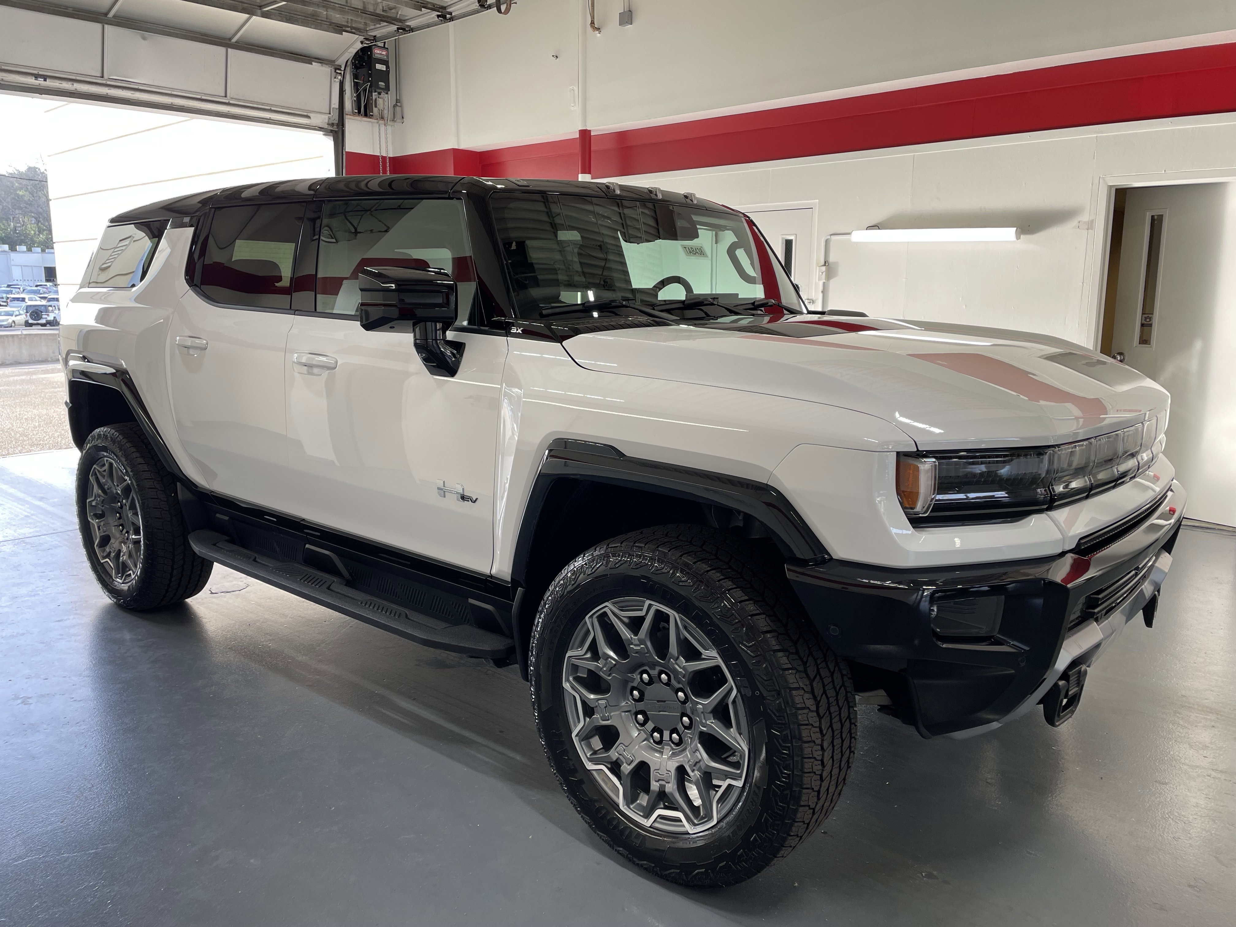 New 2026 GMC Hummer EV SUV AWD/4WD image 3