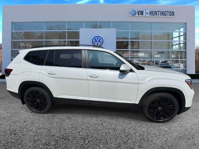 Certified 2026 Volkswagen Atlas SE w/ Panoramic Sunroof Package AWD/4WD image 6