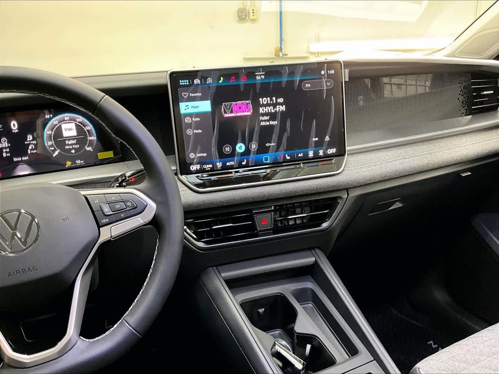 New 2026 Volkswagen Tiguan S AWD/4WD image 6