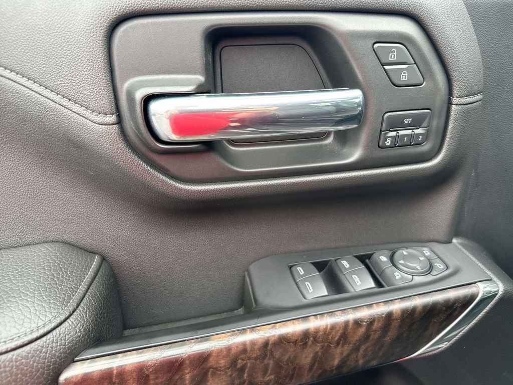 Used 2019 GMC Sierra 1500 Denali w/ Denali Ultimate Package AWD/4WD image 22
