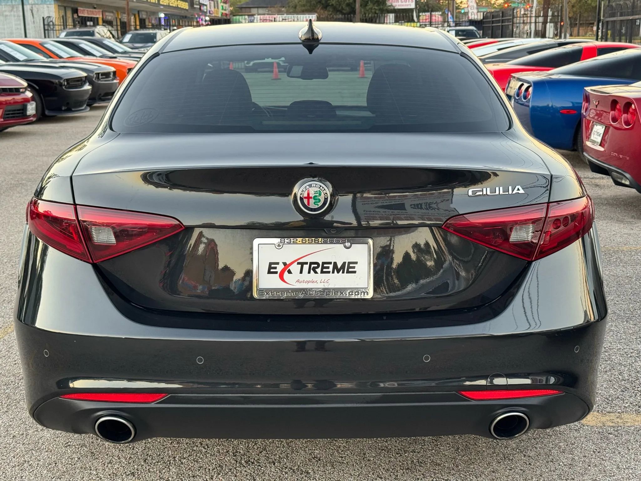 Used 2018 Alfa Romeo Giulia Ti image 3