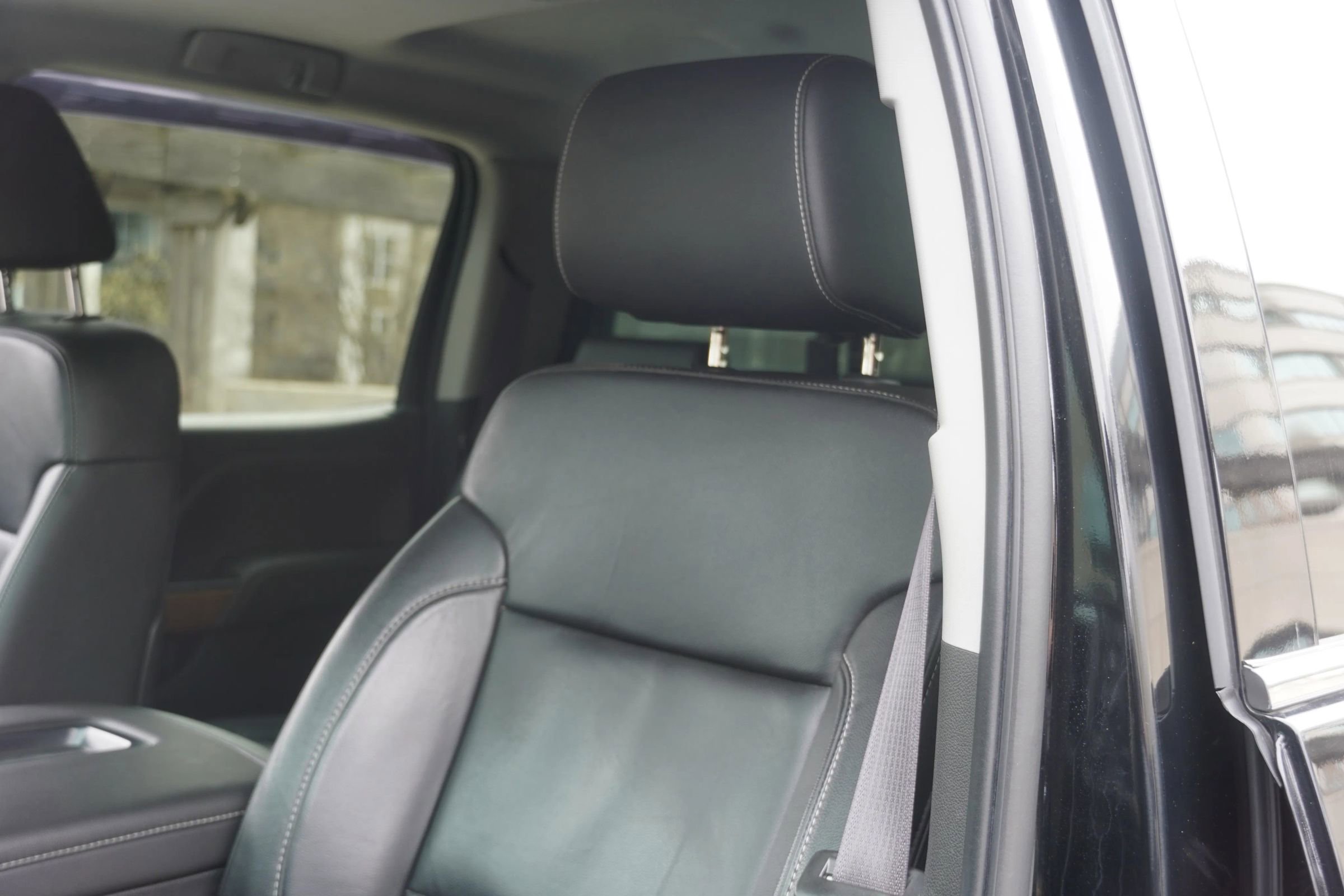 Used 2015 Chevrolet Silverado 1500 LTZ image 27