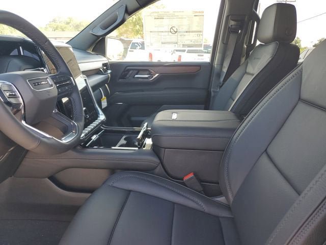 New 2026 GMC Yukon Denali RWD image 19